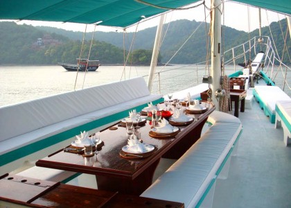 Geopark Adventure Day Cruise